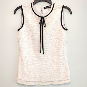 Karl Lagerfeld sleeveless lace blouse w/ pearl detail white size small